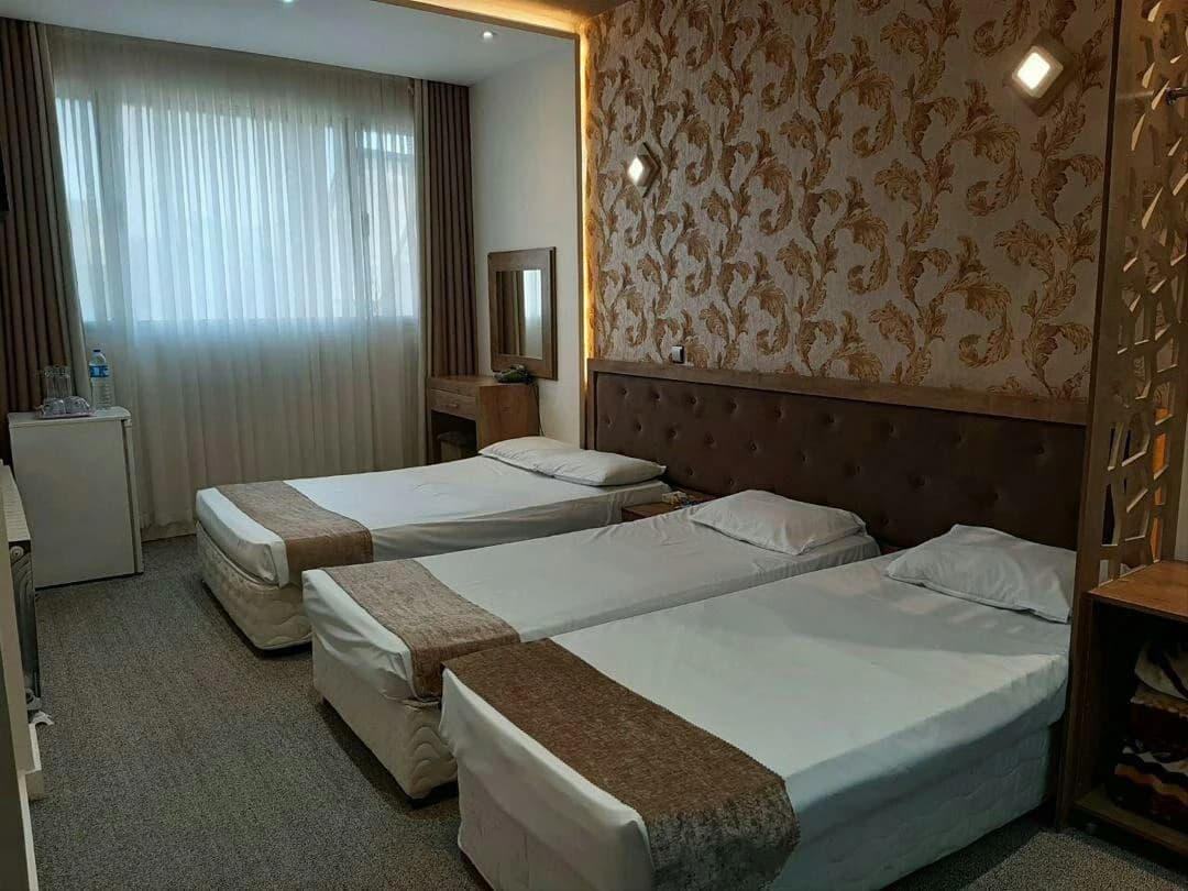 image-gallery